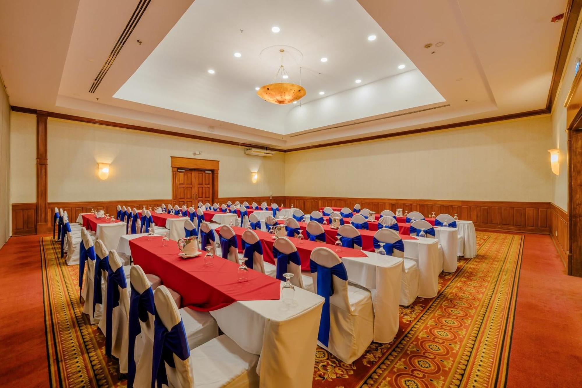 Holiday Inn Convention Center By Ihg Managua Ngoại thất bức ảnh